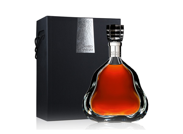 德阳收购轩尼诗李察XO回收Hennessy洋酒干邑白兰地700ml